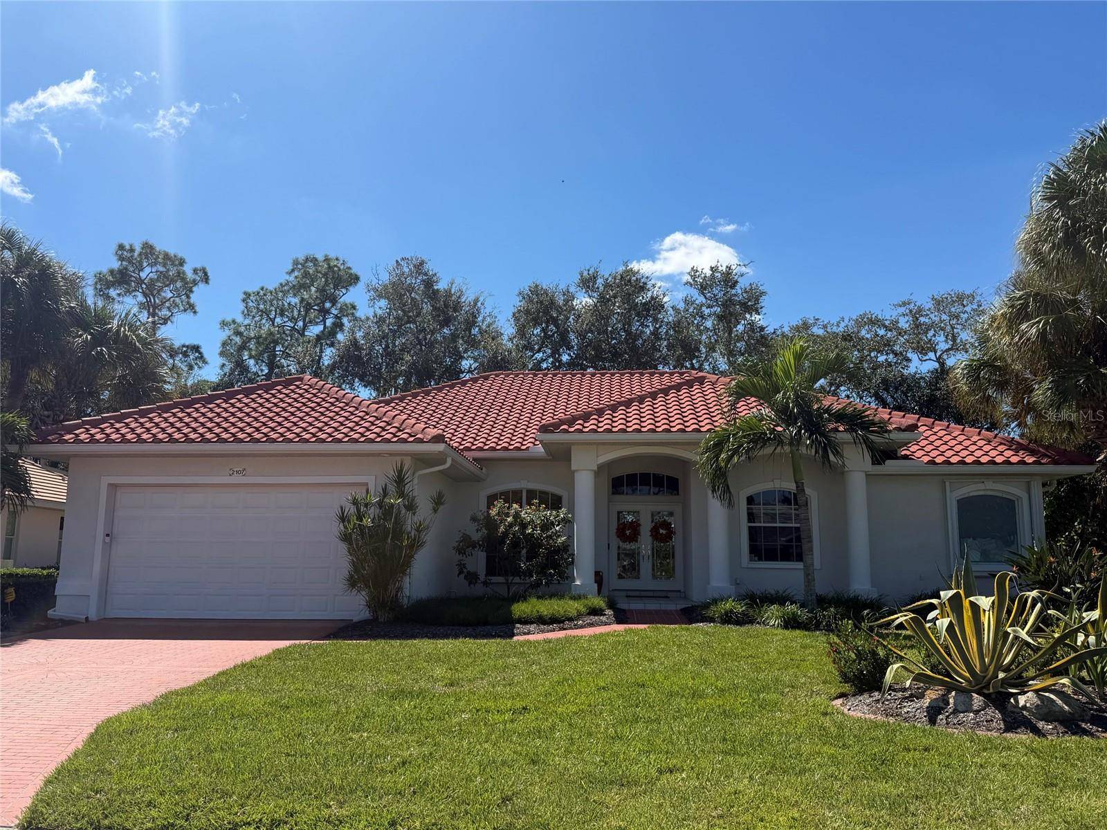 2107 TOCOBAGA LN, Nokomis, FL 34275