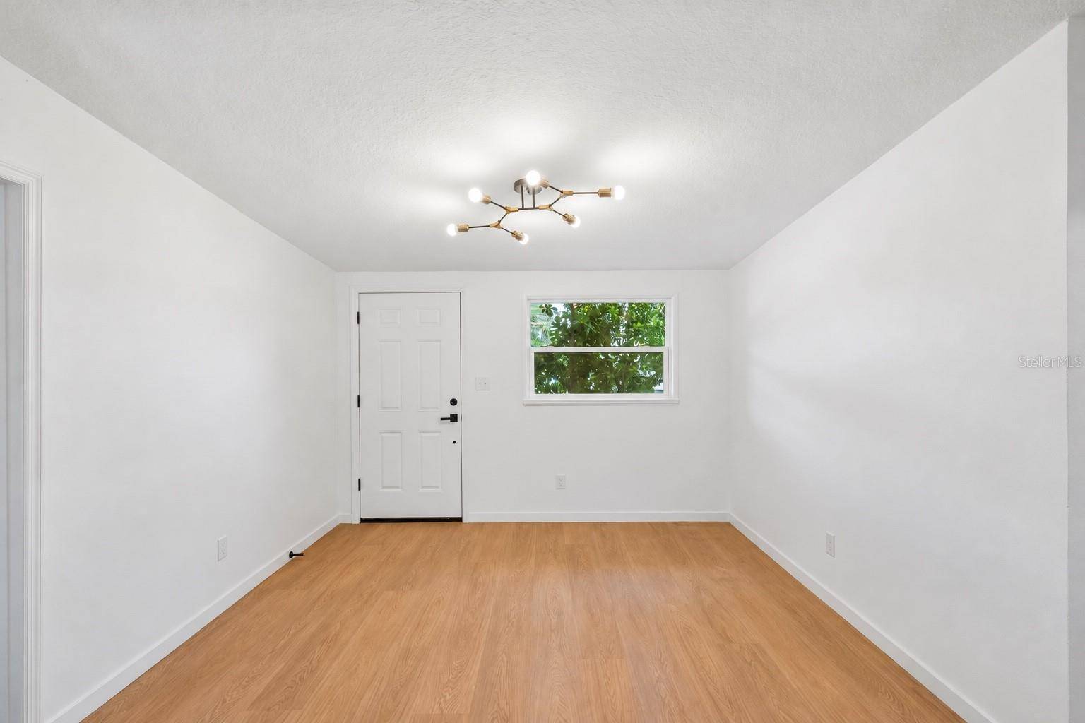 107 PLYMOUTH AVE, Altamonte Springs, FL 32701
