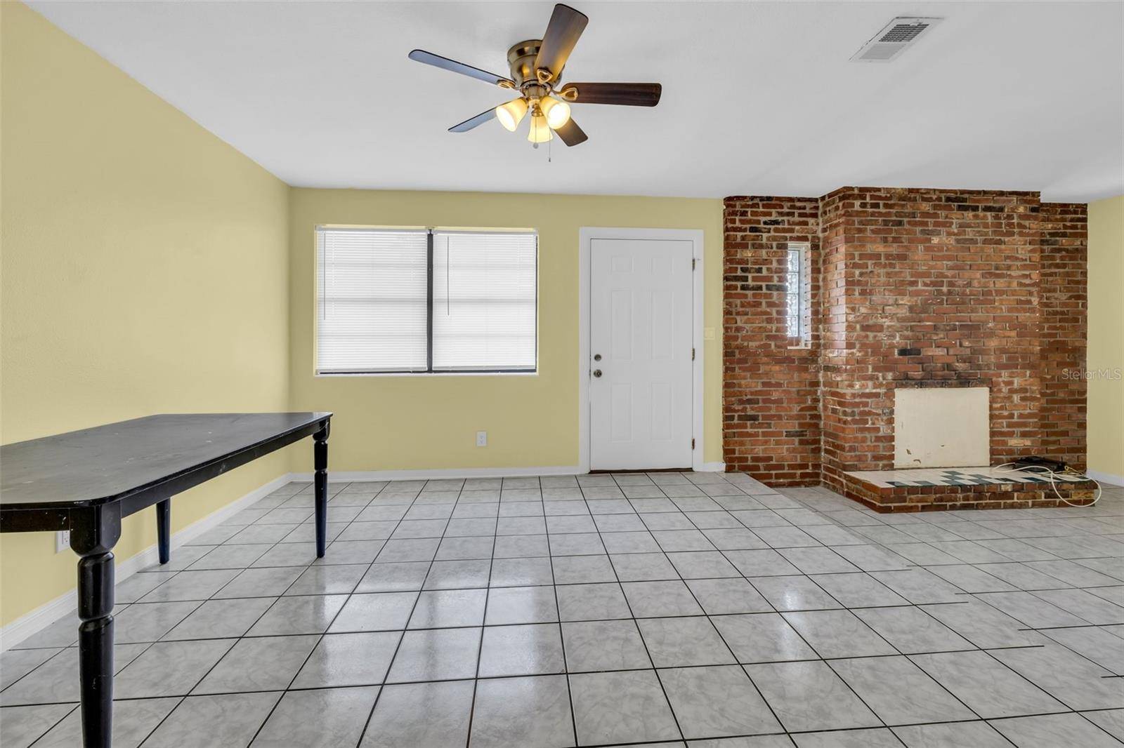 1031 CADILLAC DR, Daytona Beach, FL 32117