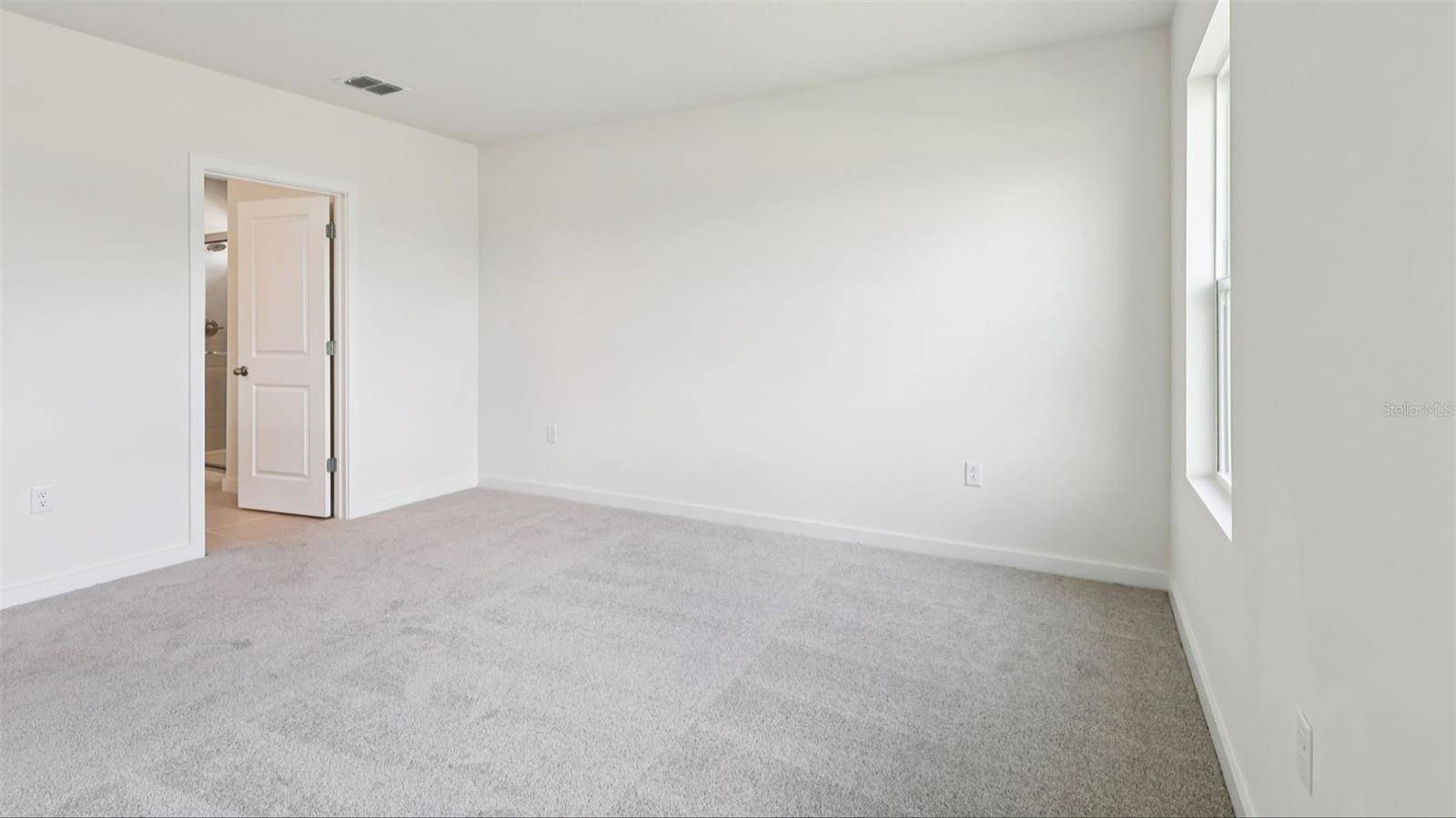 463 LIBERTY BND, Haines City, FL 33844