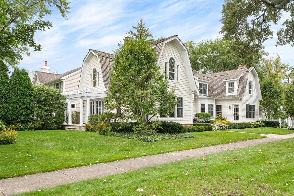 252 Myrtle ST, Winnetka, IL 60093