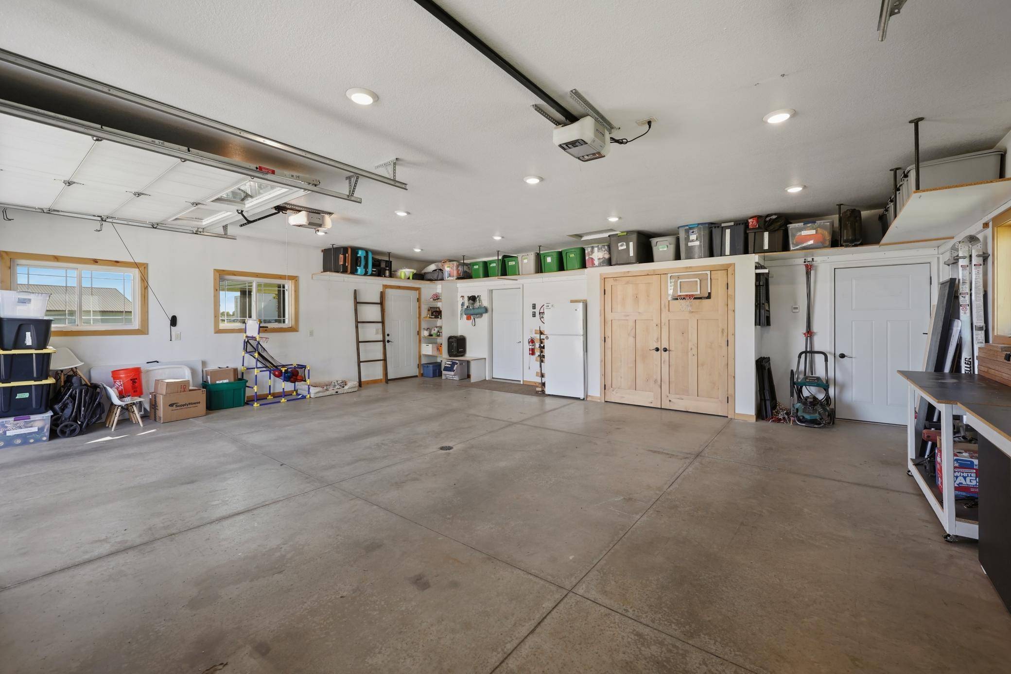 101 Sunset DR, Saint Martin, MN 56376