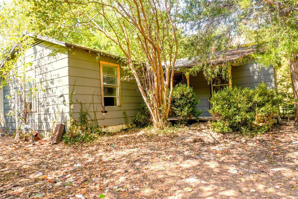 2832 Milam Street, Fort Worth, TX 76112