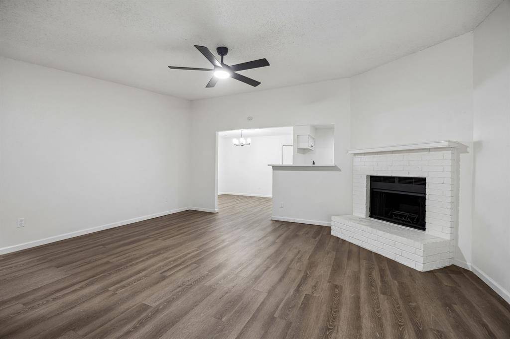 4733-4735 Berridge Lane, Dallas, TX 75227