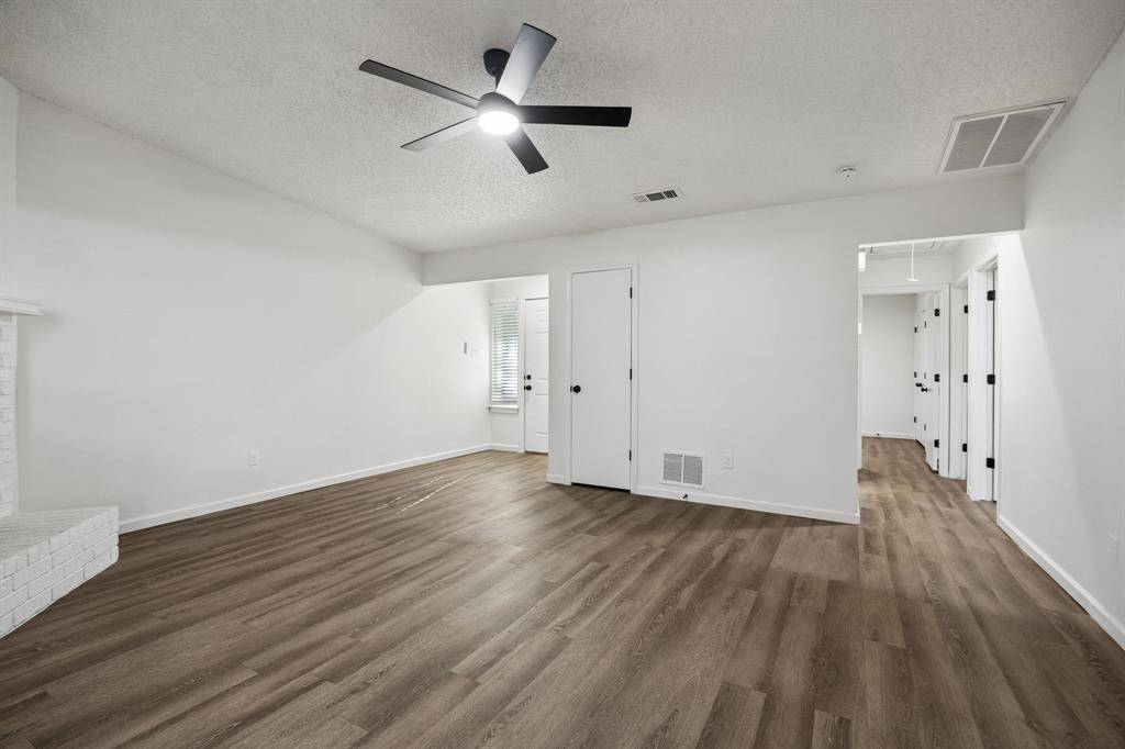 4733-4735 Berridge Lane, Dallas, TX 75227