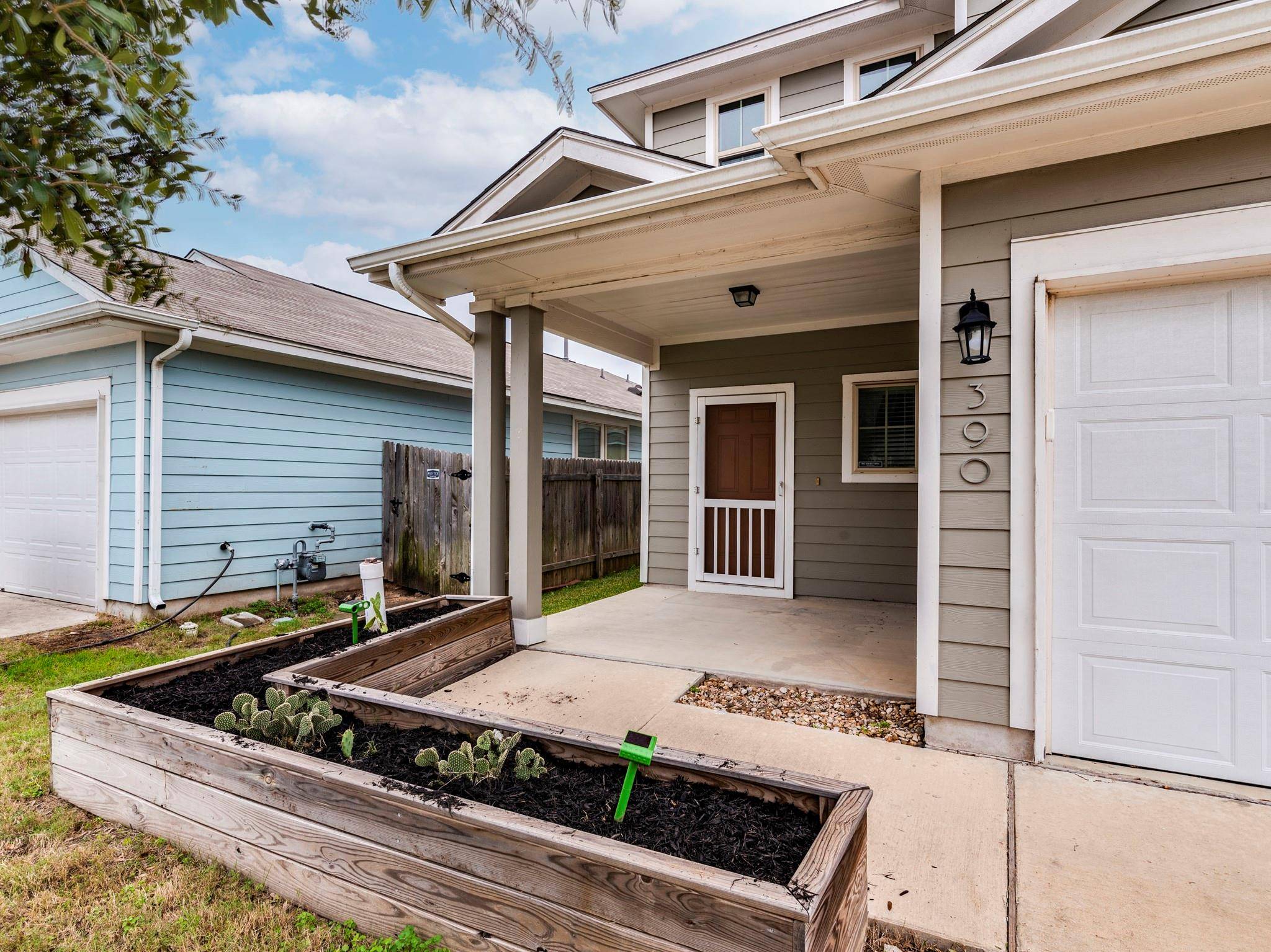 390 Guemal RD, Buda, TX 78610