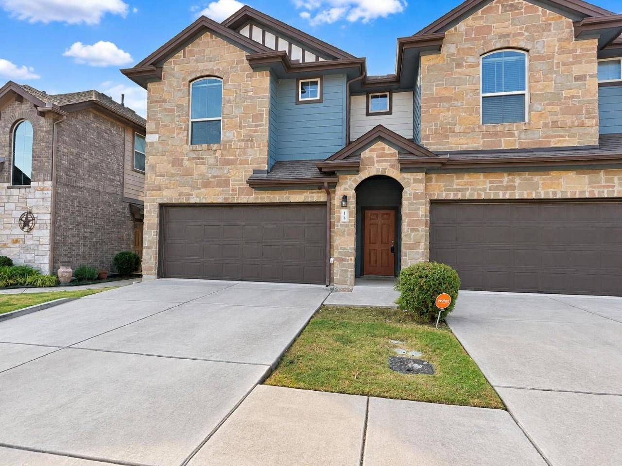 1001 Zodiac LN #13, Round Rock, TX 78665