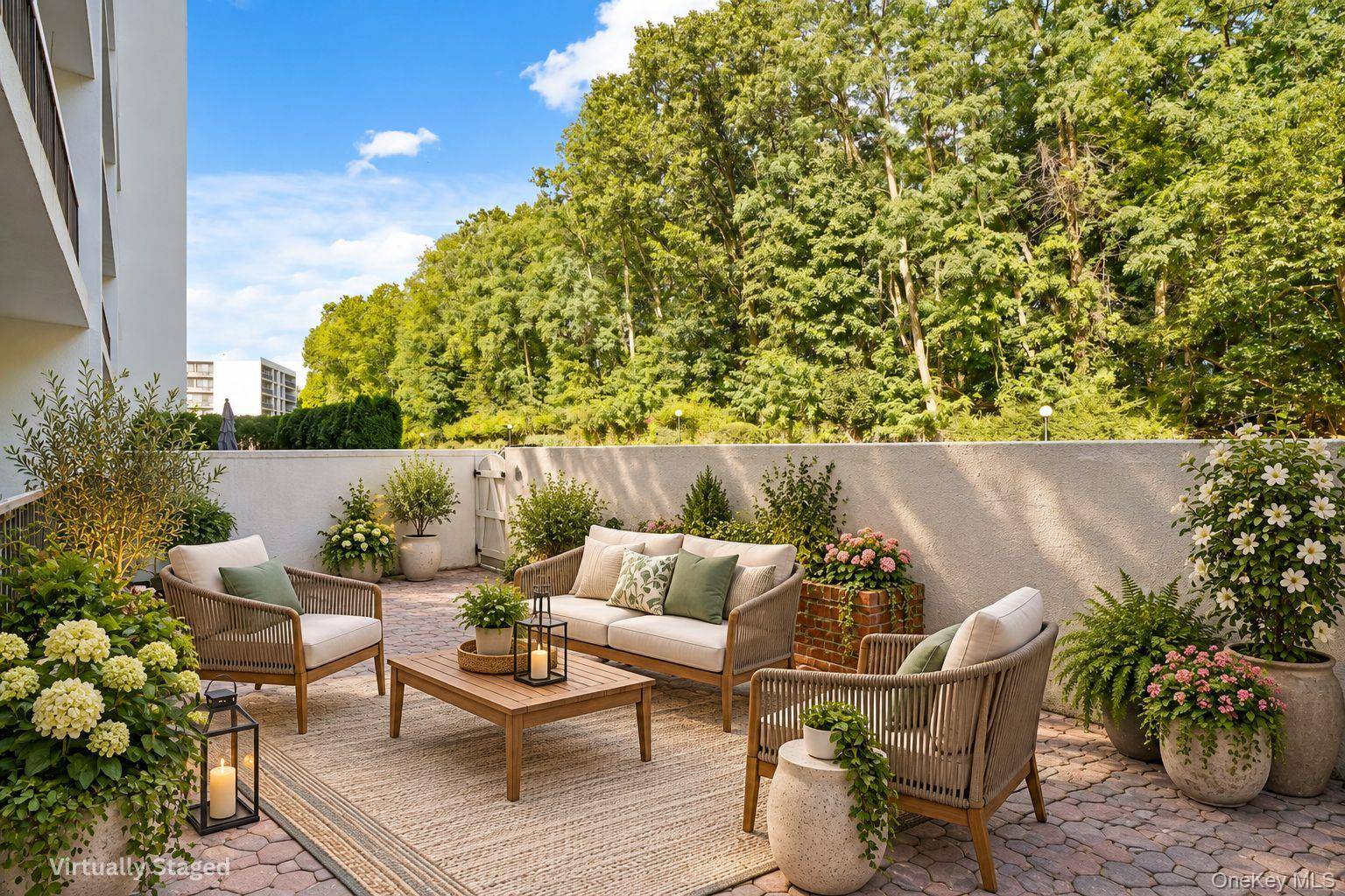 300 High Point DR #314, Hartsdale, NY 10530