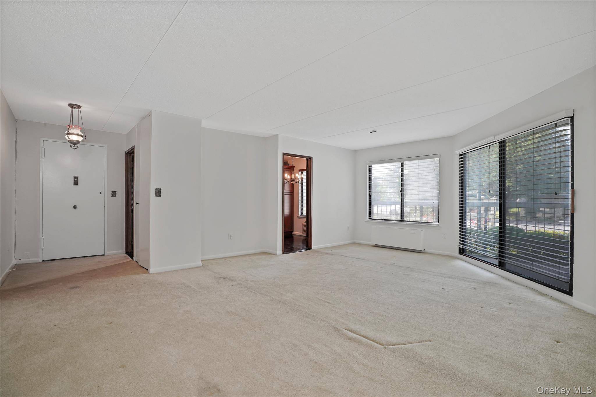 500 High Point DR #403, Hartsdale, NY 10530