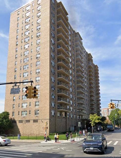 4140 Union ST #18J, Flushing, NY 11355