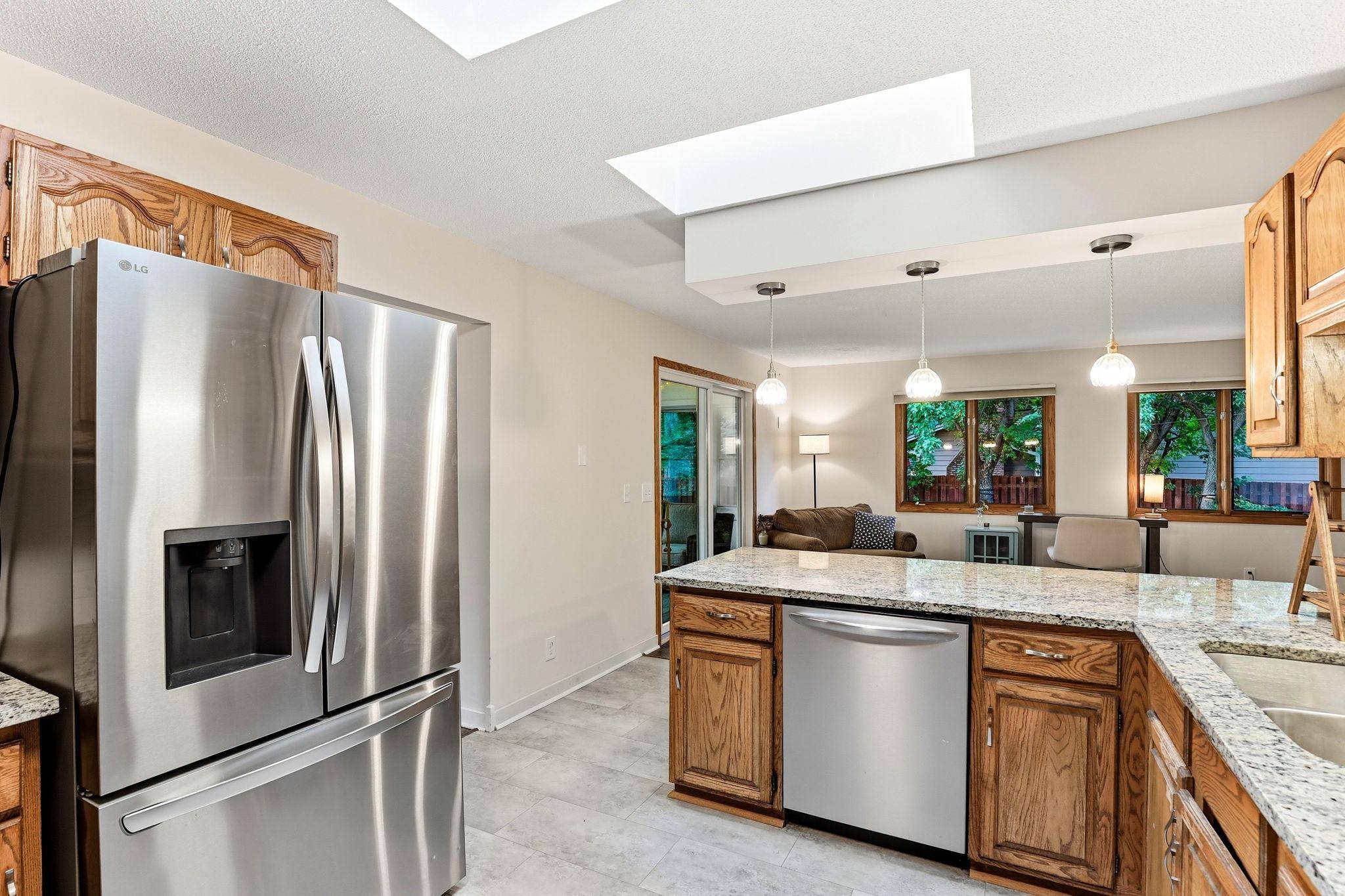 1974 Summer ST, Falcon Heights, MN 55113