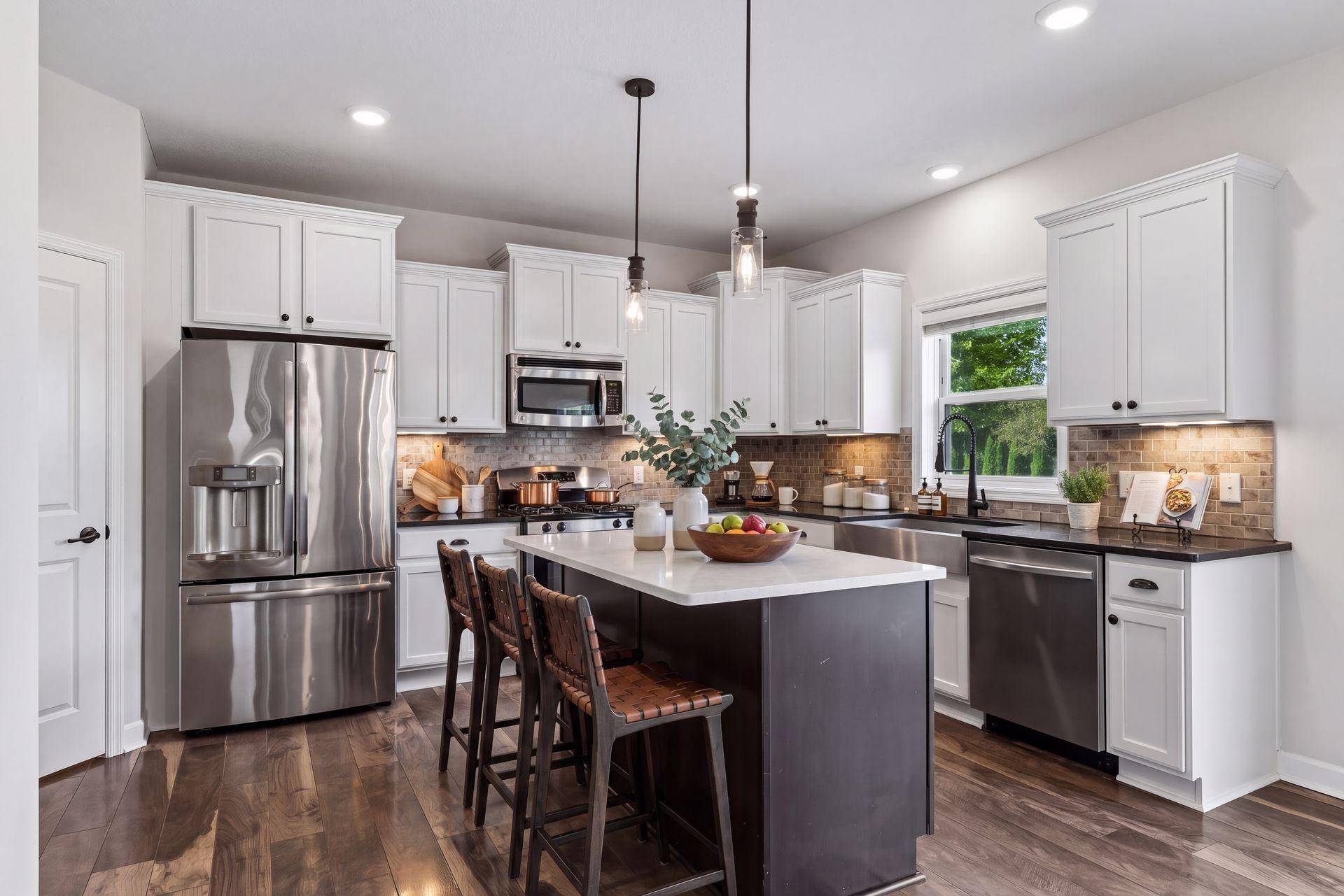 14131 Ailesbury AVE, Rosemount, MN 55068
