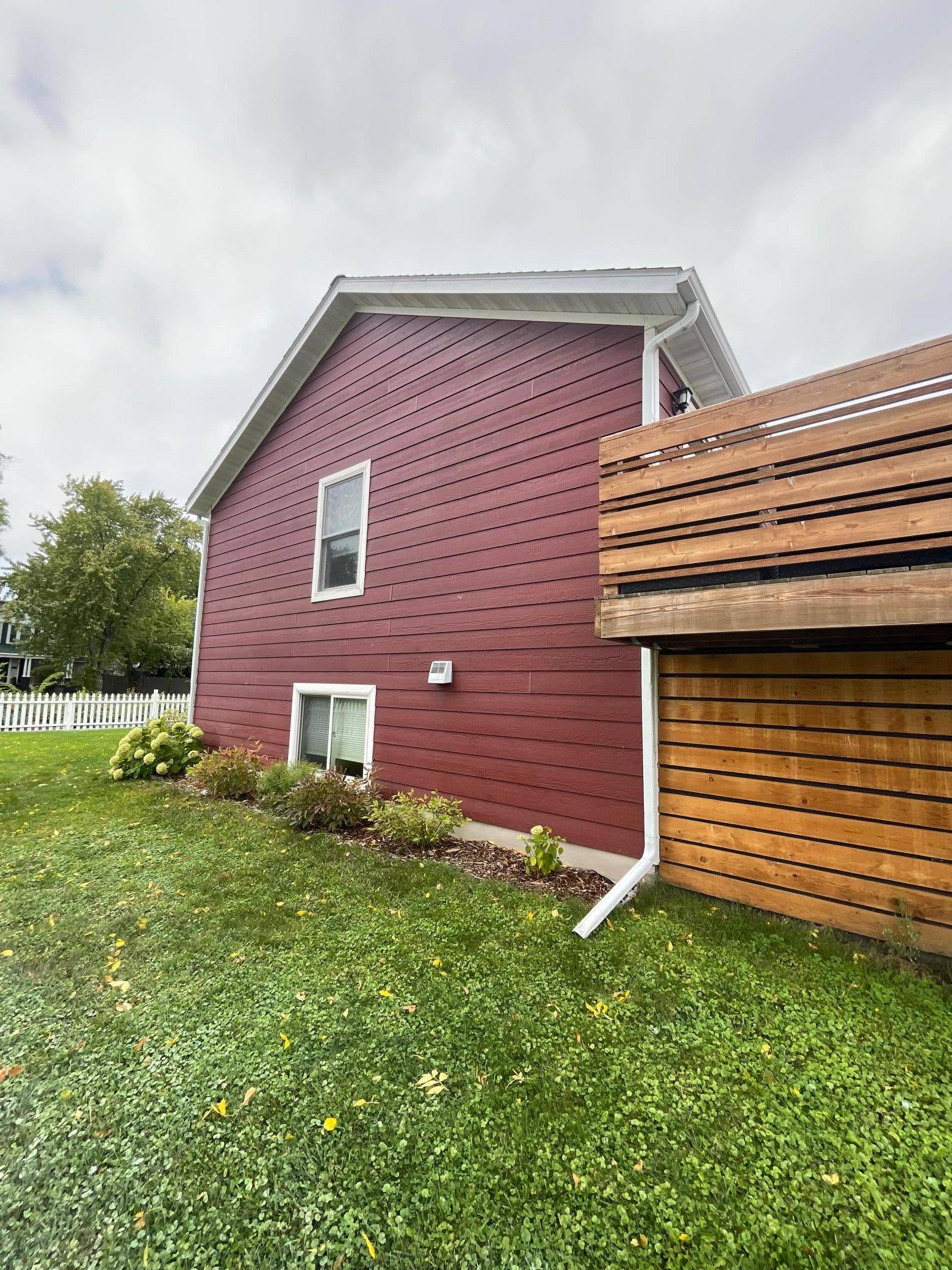 908 NW 1st AVE, Grand Rapids, MN 55744