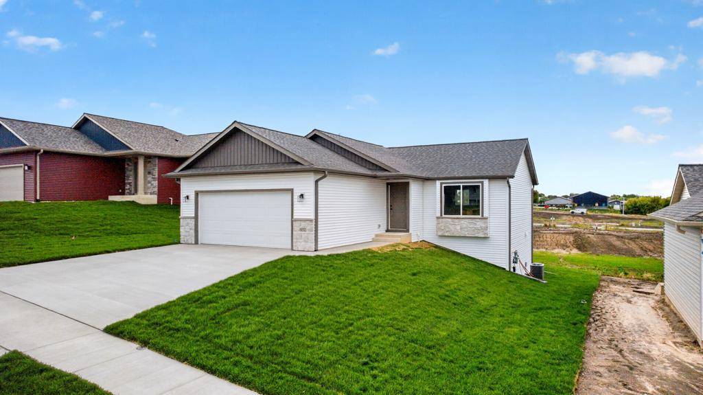 6152 Cody LN NW, Rochester, MN 55901