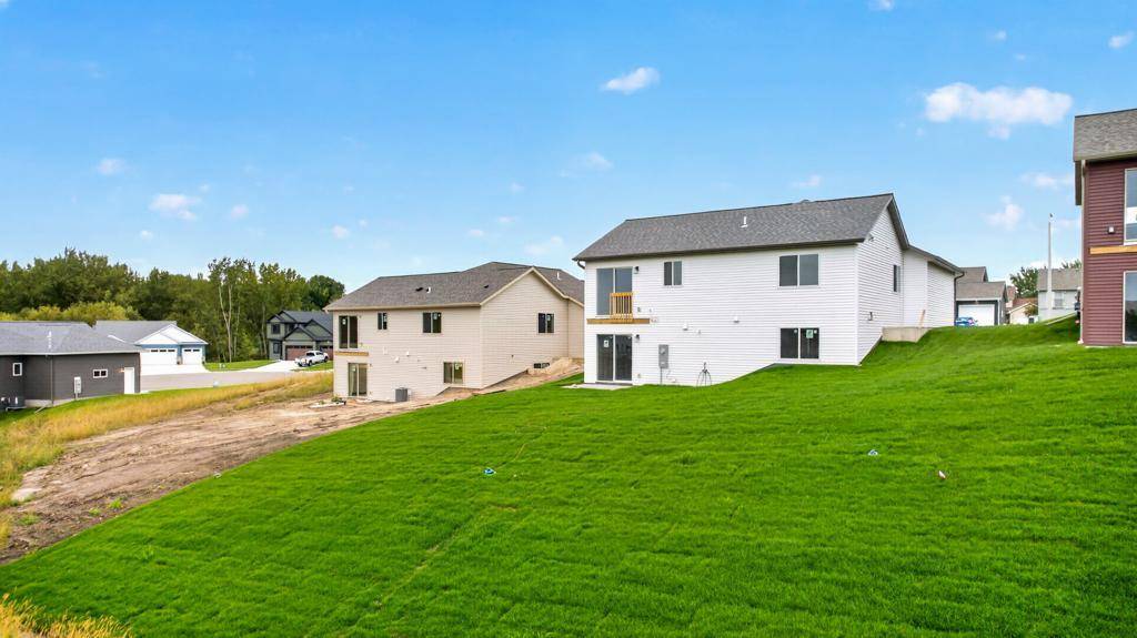 6152 Cody LN NW, Rochester, MN 55901
