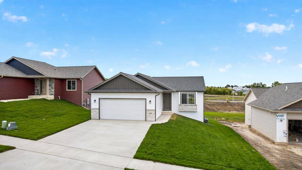 6152 Cody LN NW, Rochester, MN 55901