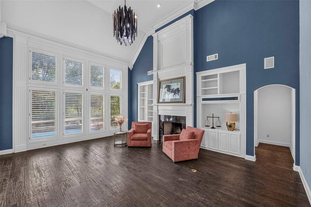 2204 Castle View Road, Mansfield, TX 76063