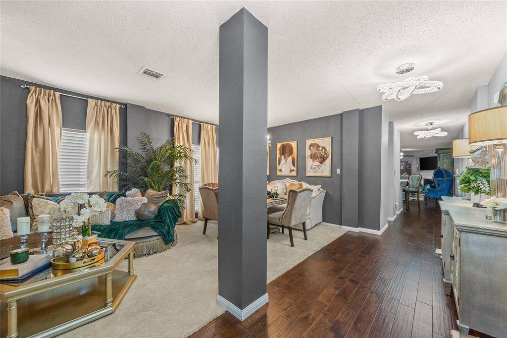 1707 W Venus Drive, Lancaster, TX 75134