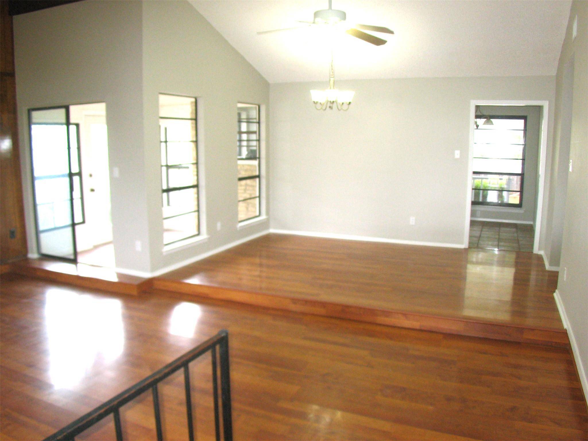 504 Greenway DR, Pflugerville, TX 78660
