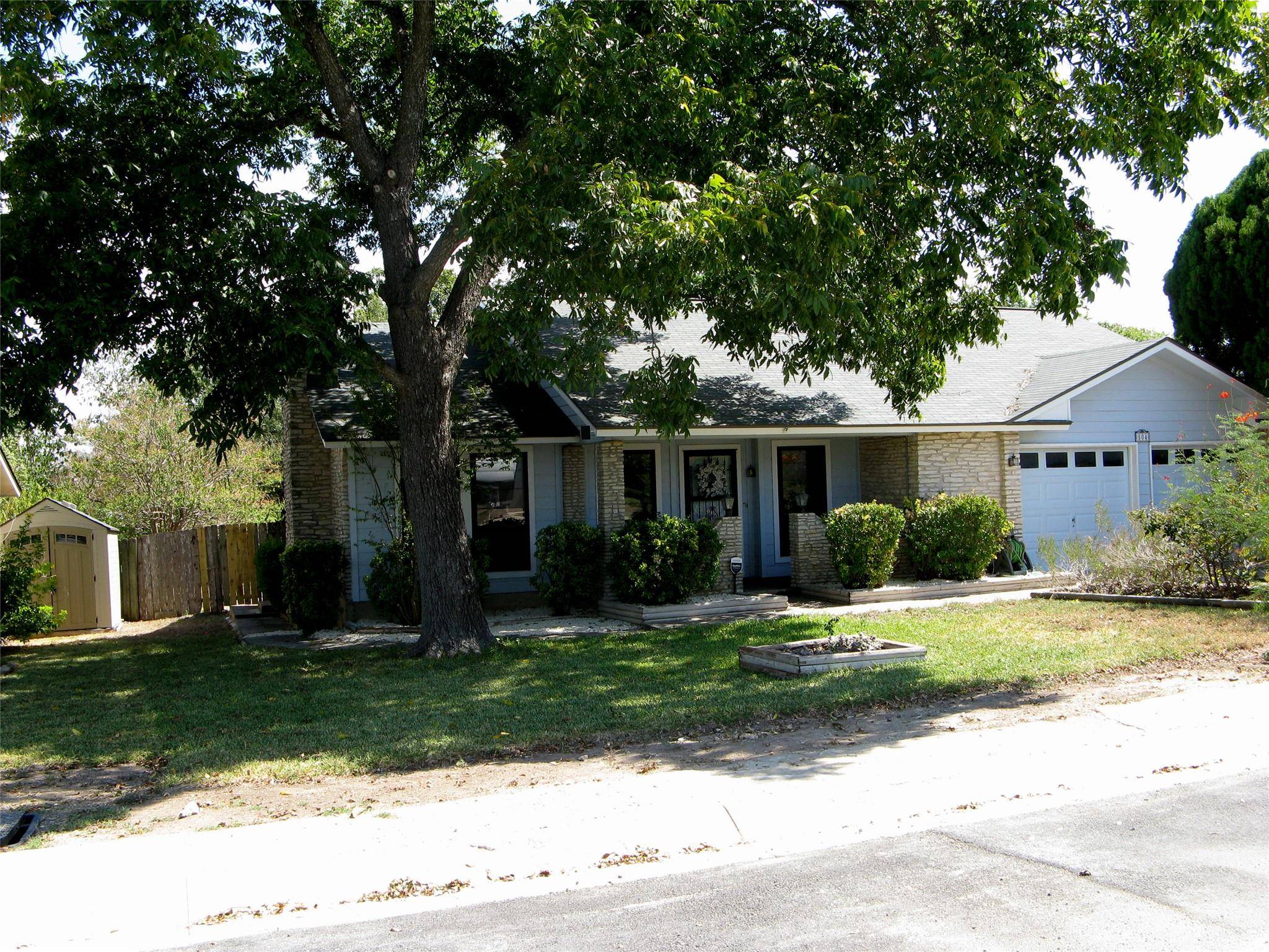 504 Greenway DR, Pflugerville, TX 78660