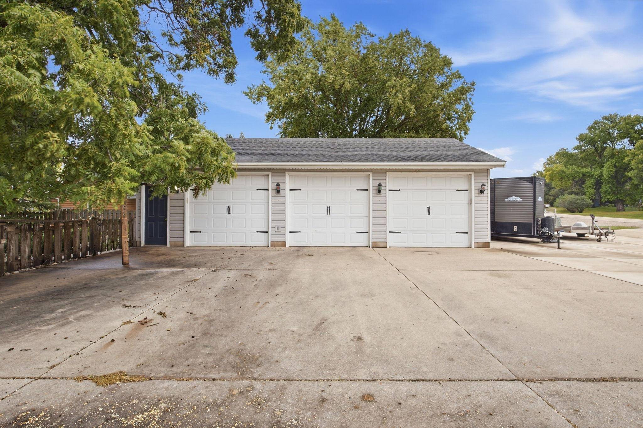 5134 E Eagle Lake RD, Willmar, MN 56201