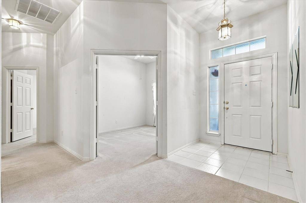 2806 Warwick Drive, Corinth, TX 76210