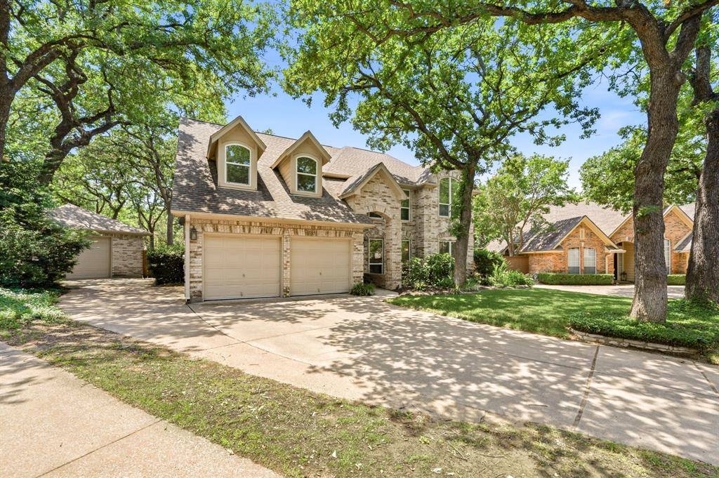 3906 Brookfield Drive, Arlington, TX 76001