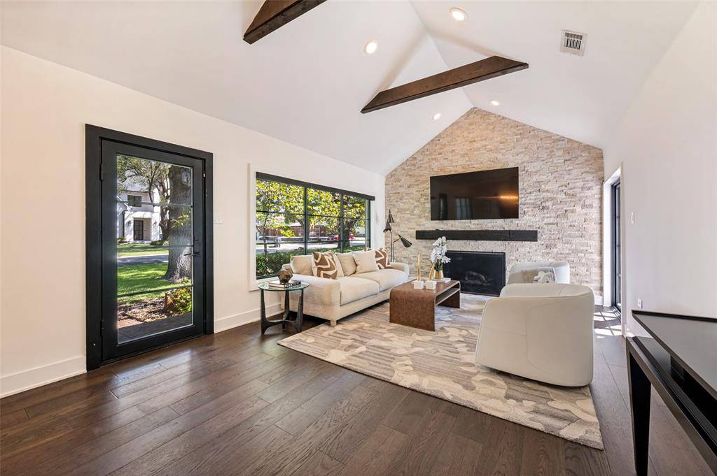 6124 Del Norte Lane, Dallas, TX 75225