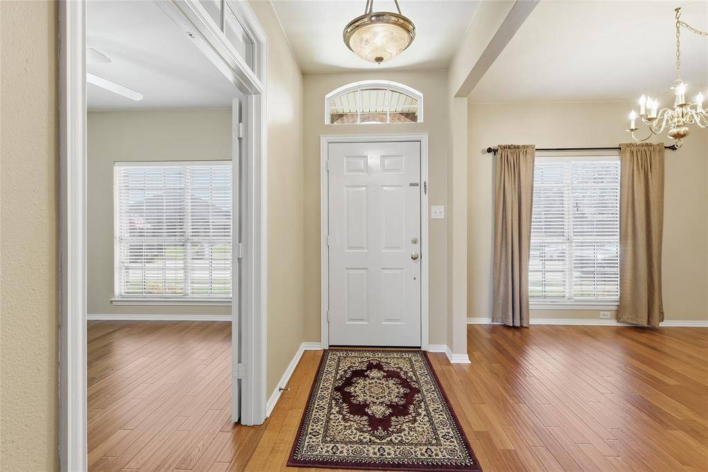 1021 Dartmouth Drive, Lewisville, TX 75067