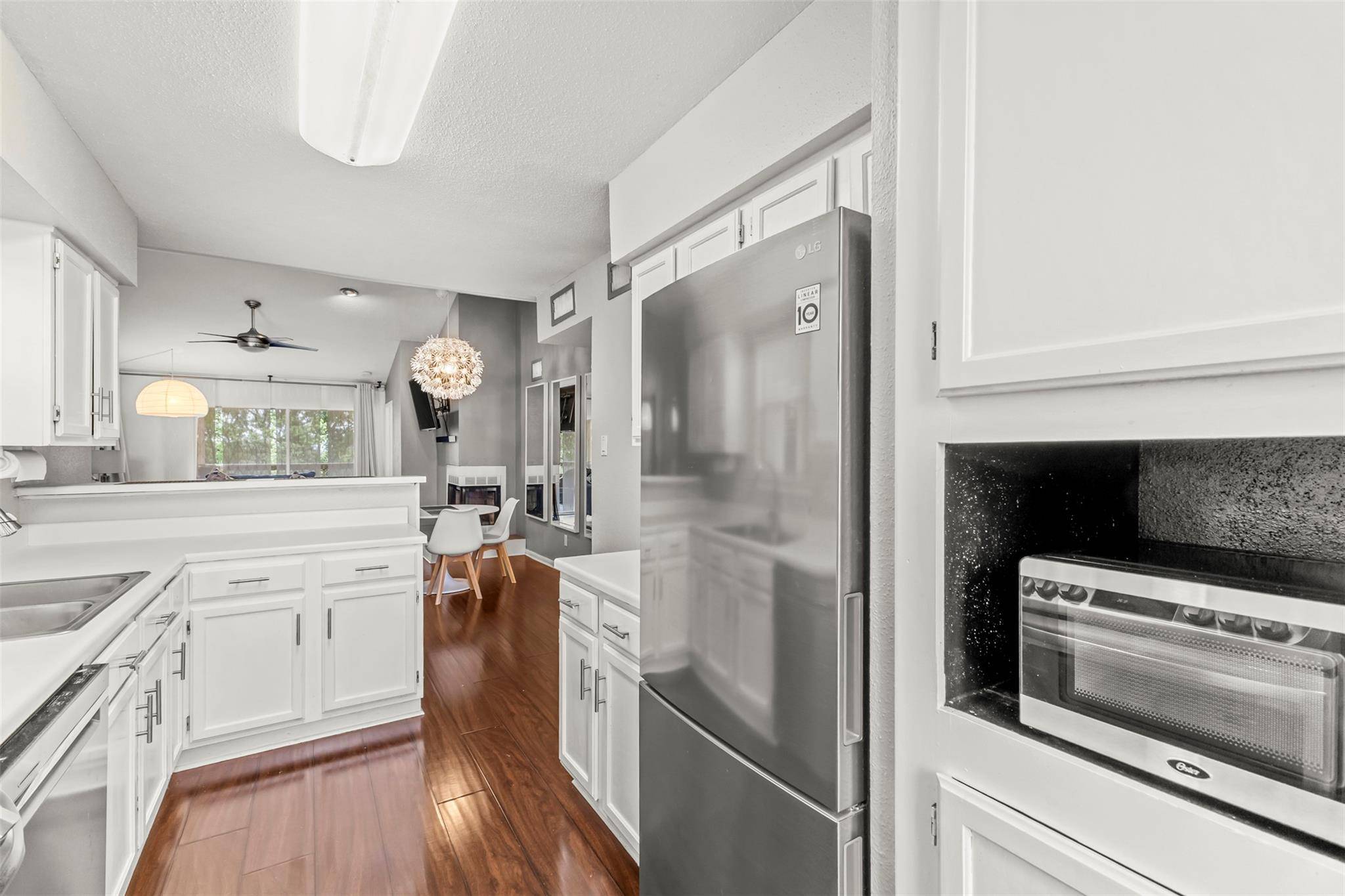 2450 Wickersham LN #1606, Austin, TX 78741