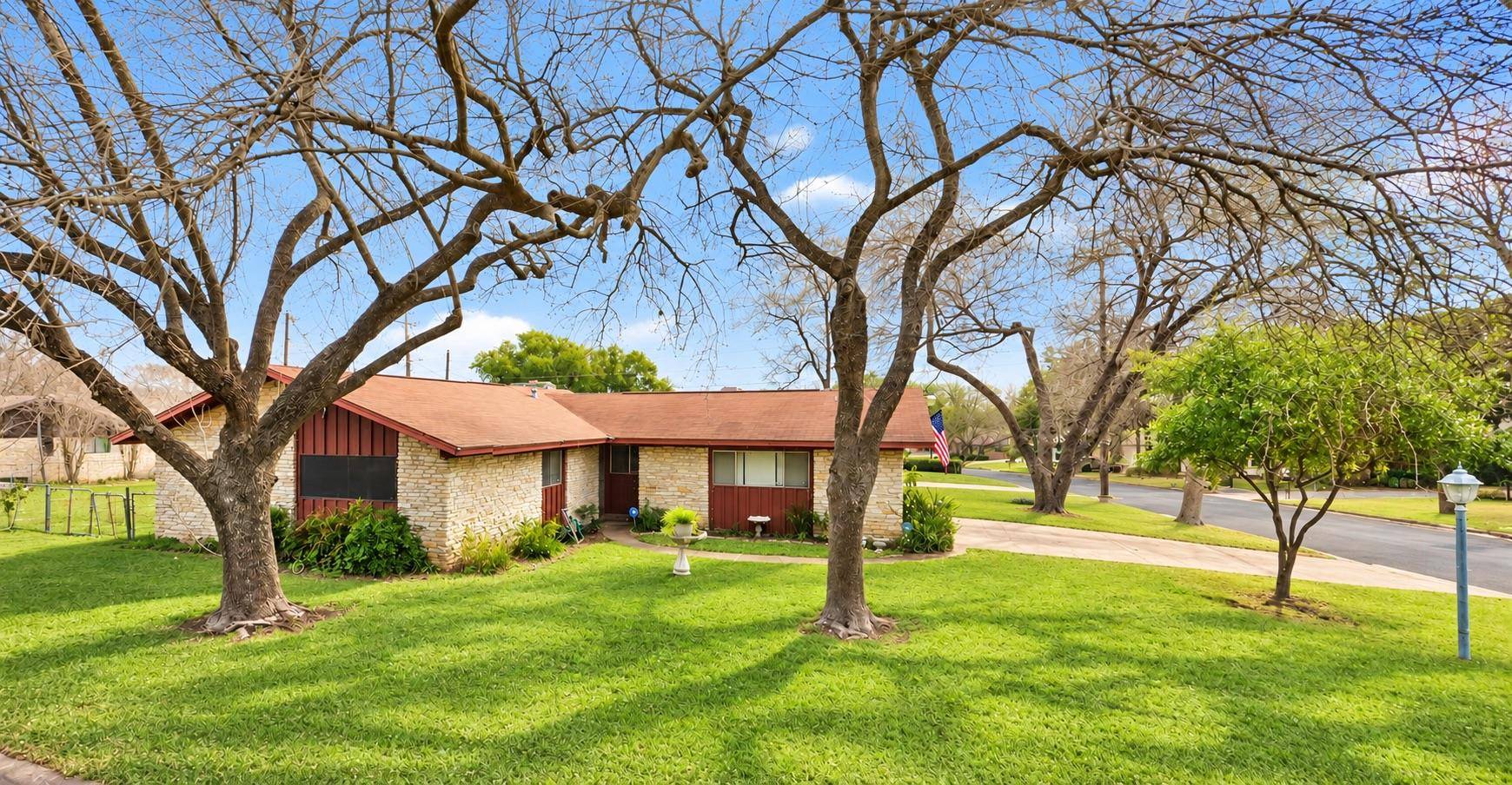 10601 Walnut Bend DR, Austin, TX 78753