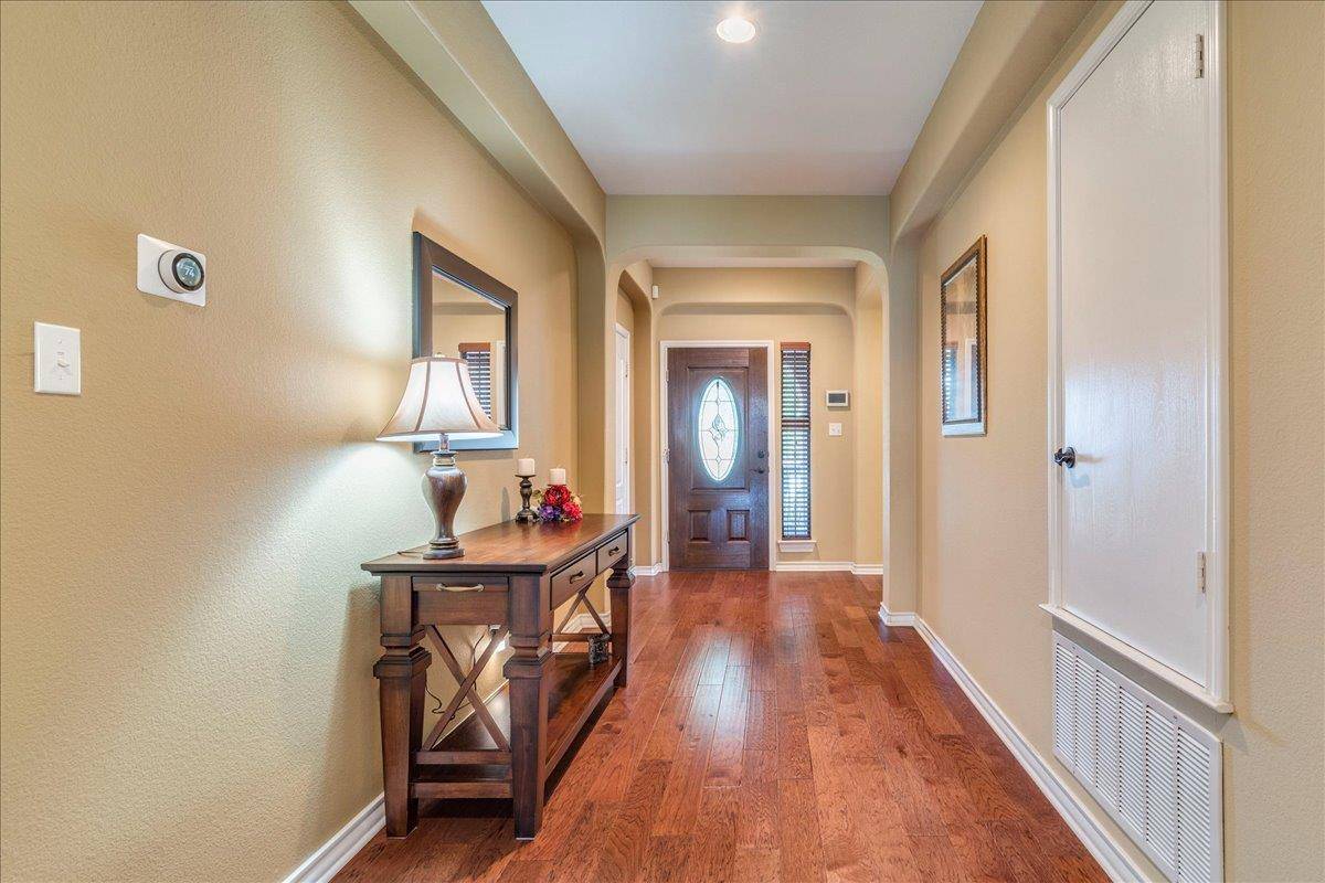 416 Hogg Pecan PASS, Austin, TX 78748