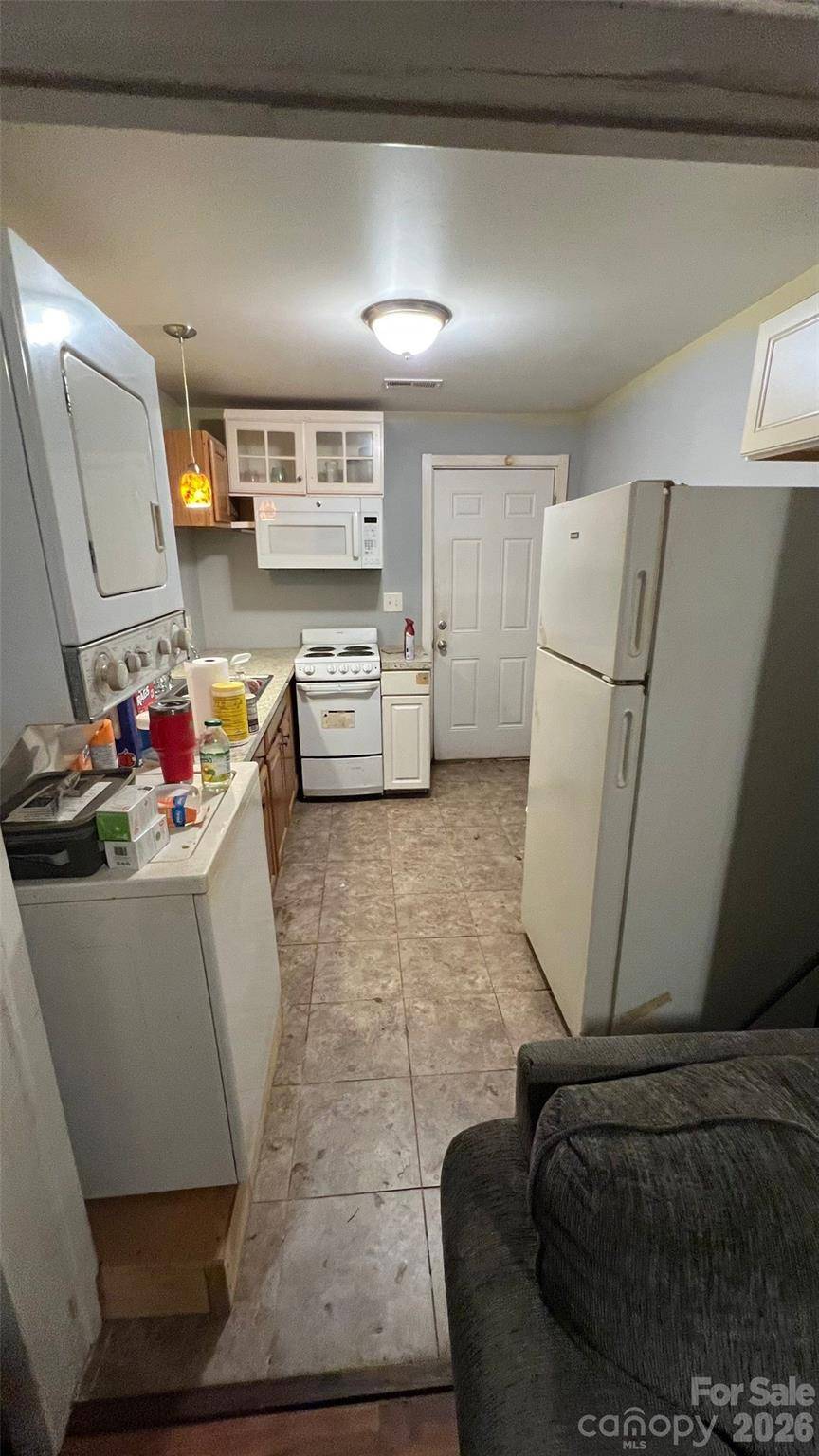 205 Seigle ST, Lowell, NC 28098