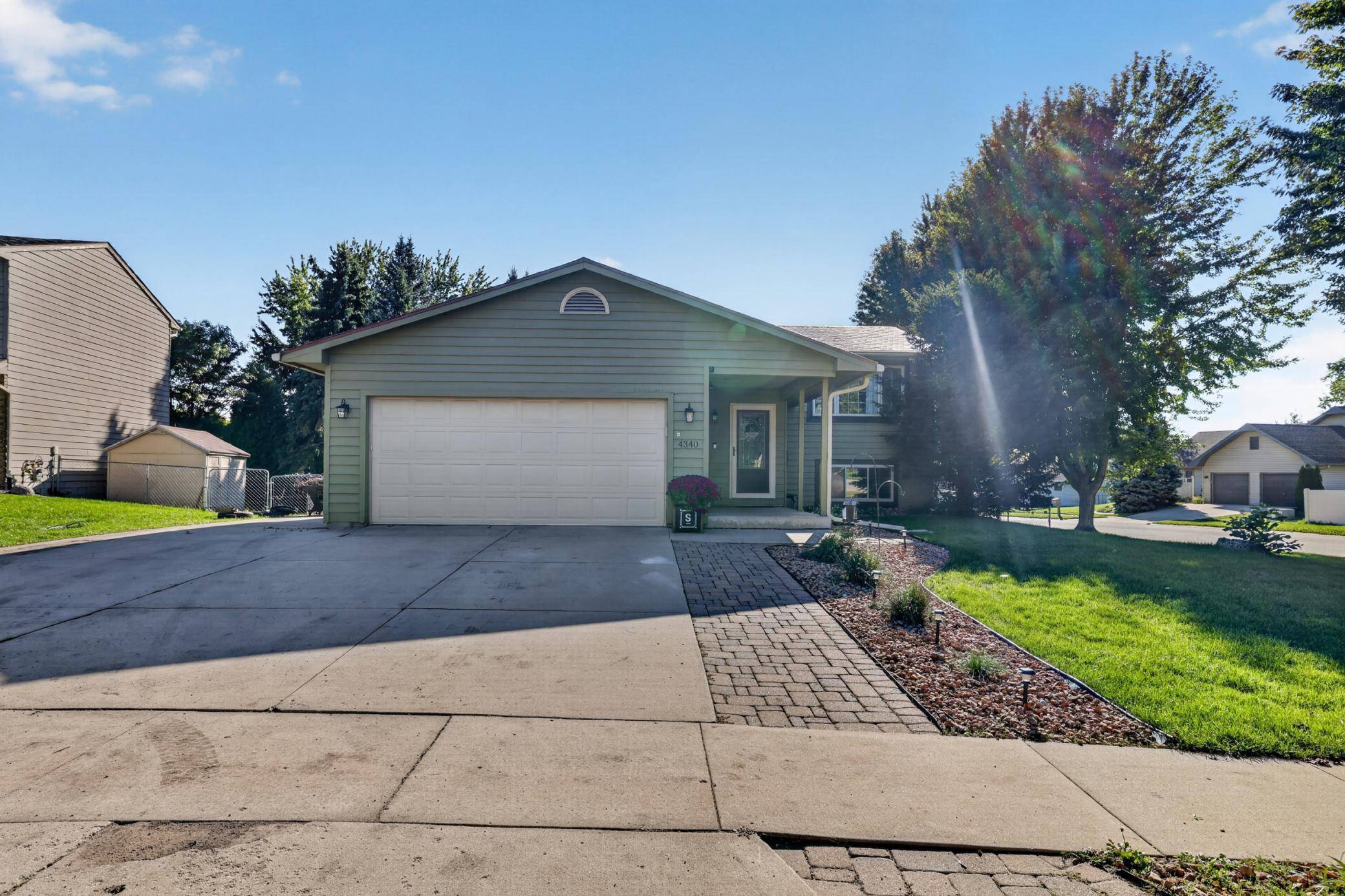 4340 57th ST NW, Rochester, MN 55901