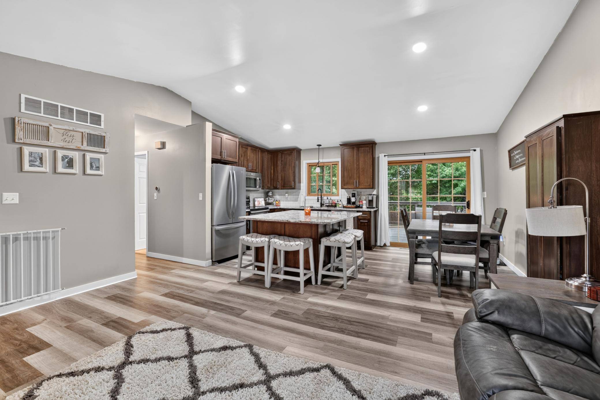 4340 57th ST NW, Rochester, MN 55901