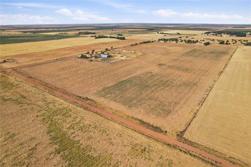 County Road Ew 174, Tipton, OK 73570