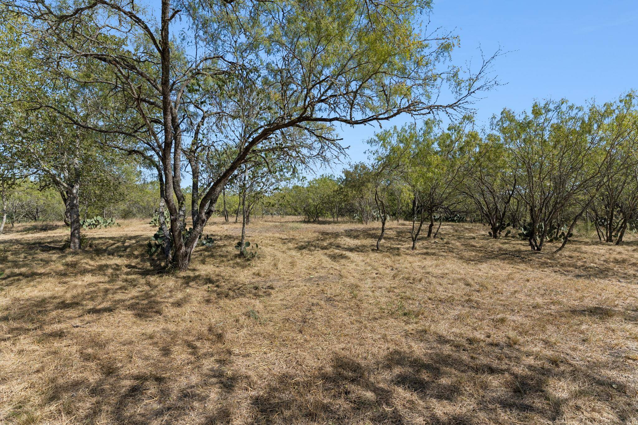 200 Armstrong RD, Lockhart, TX 78644