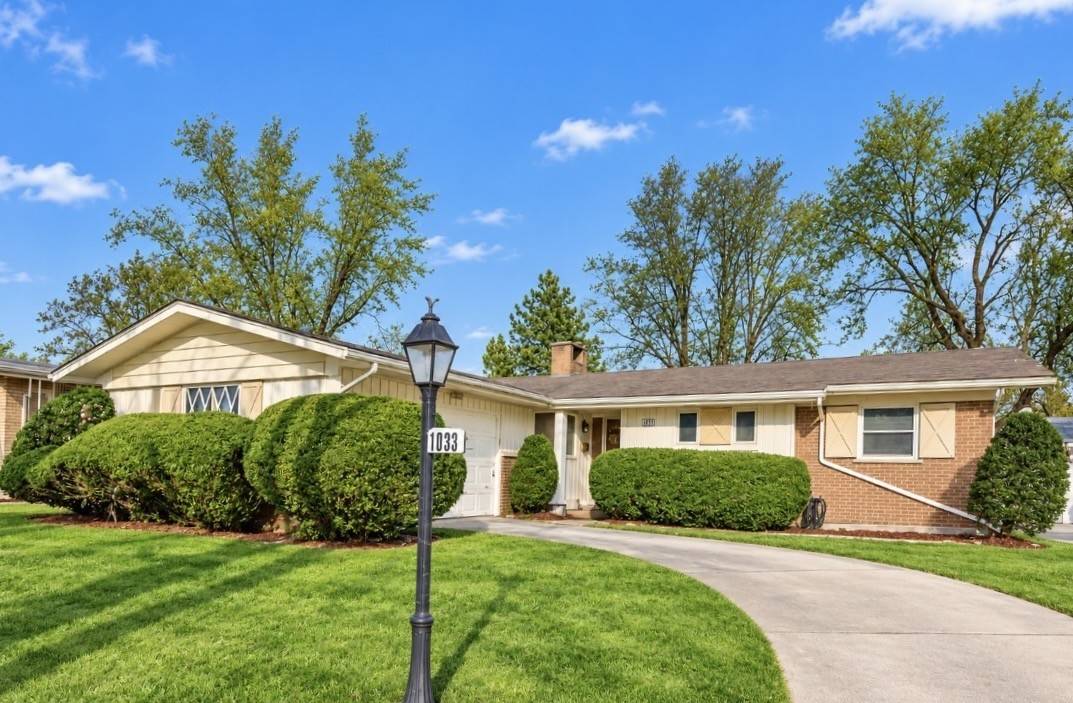 1033 W Ohio ST, Glenwood, IL 60425