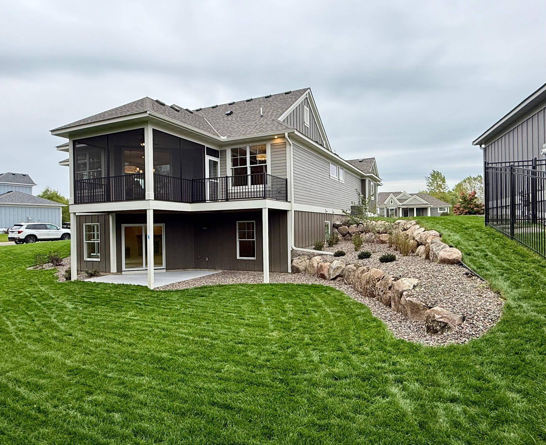 4636 Fable RD N, Hugo, MN 55038