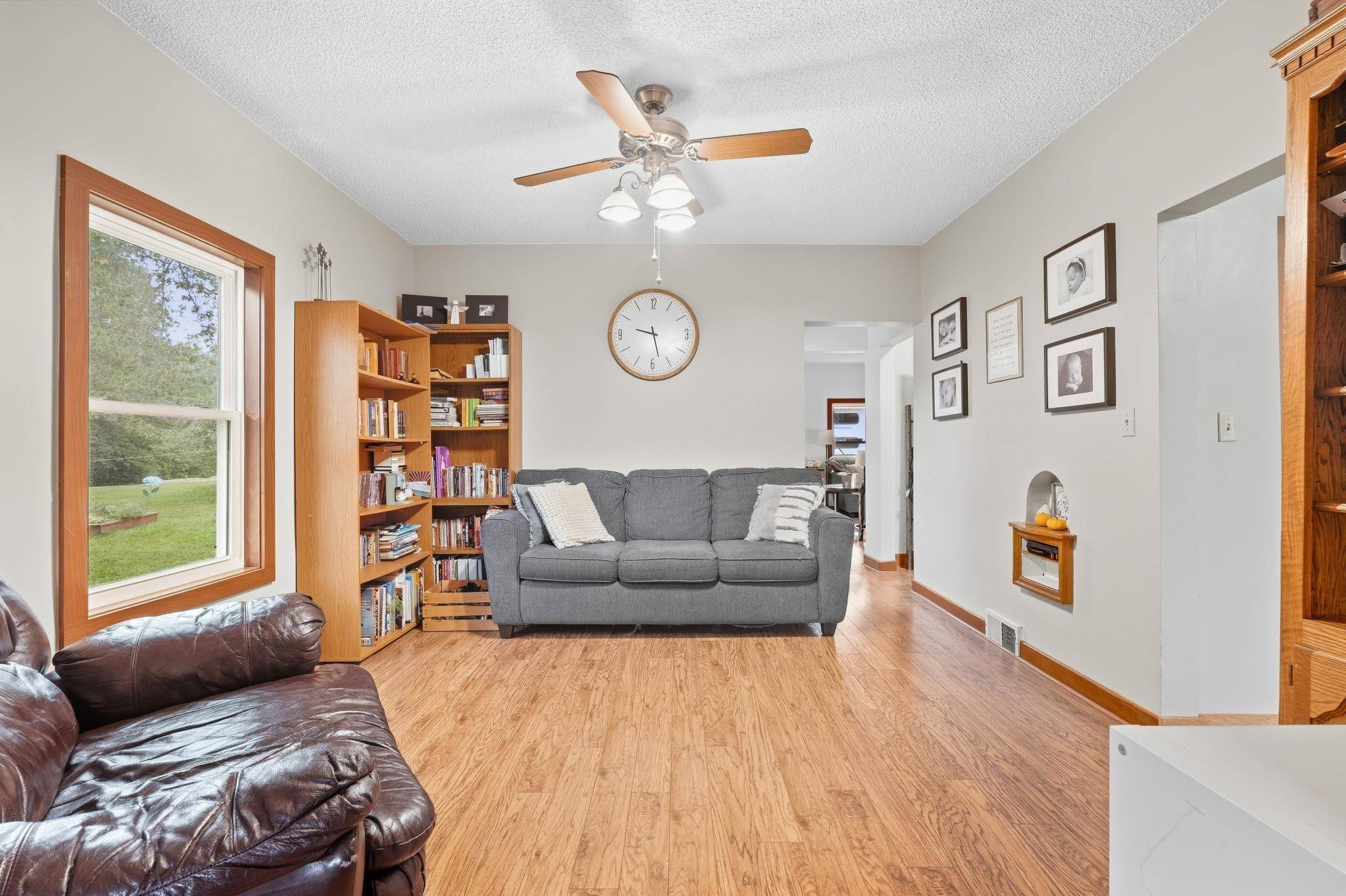 858 Bradley DR, Hudson, WI 54016