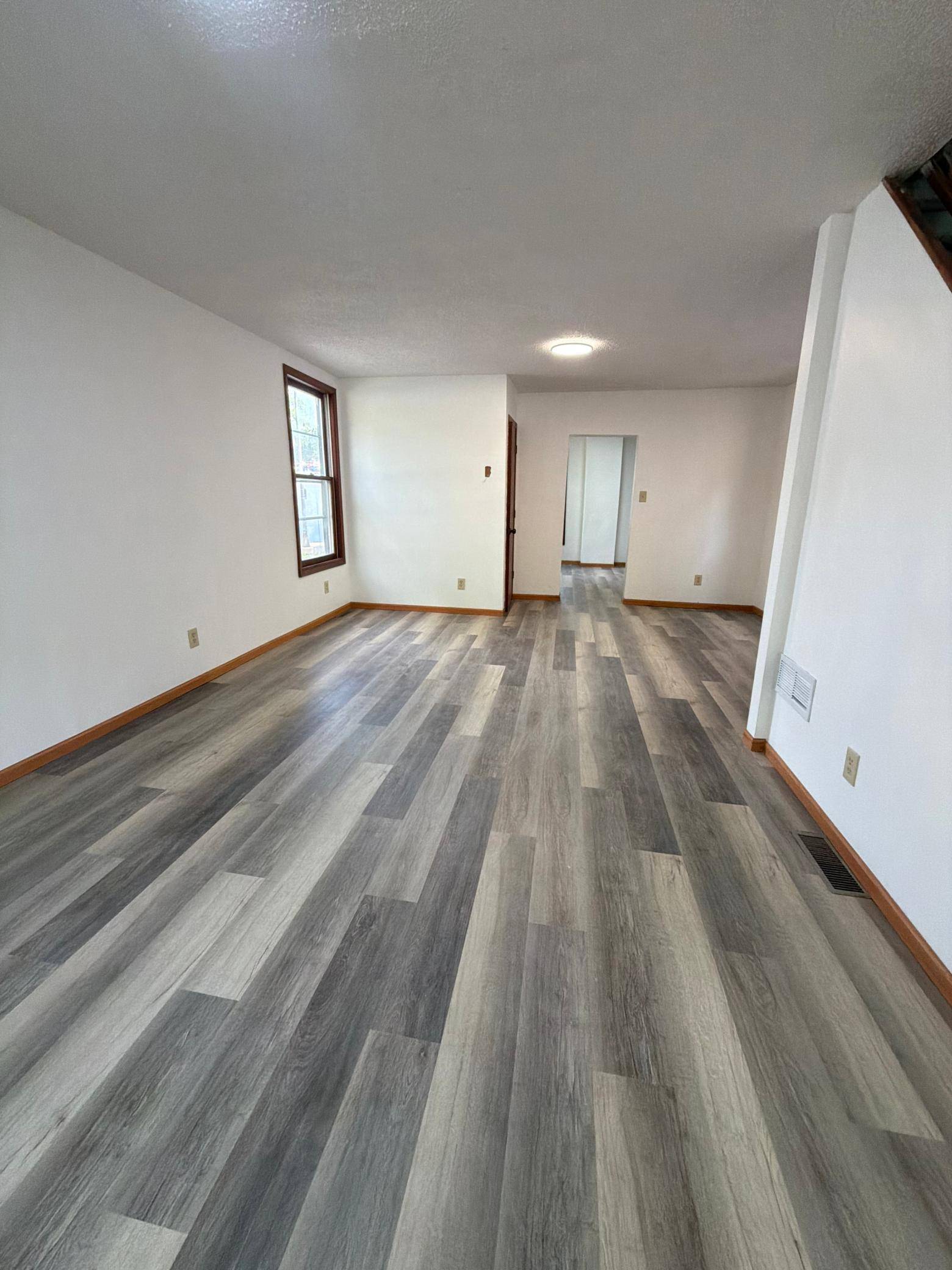 366 Hope ST, Saint Paul, MN 55106
