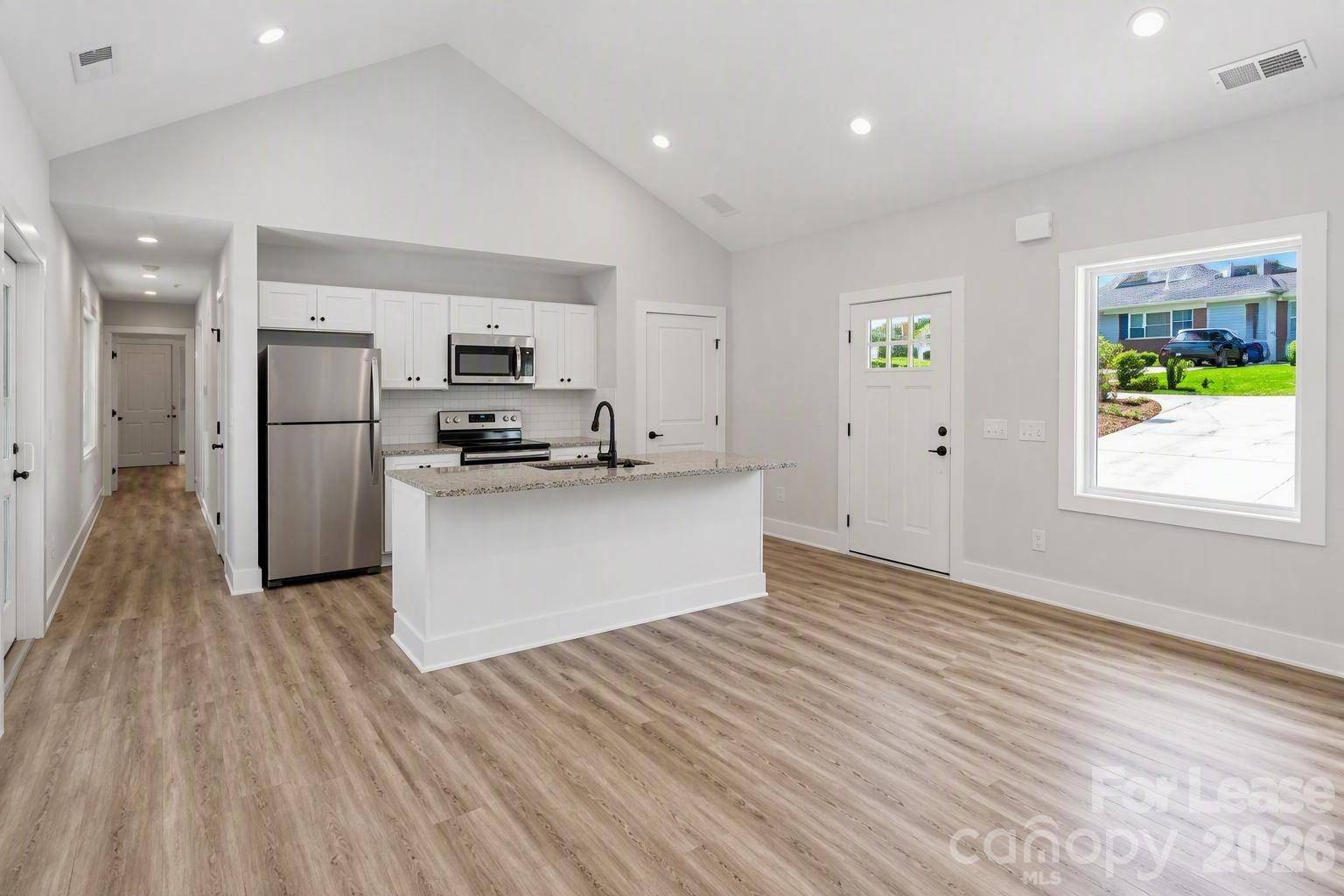 618 E Holly ST, Dallas, NC 28034