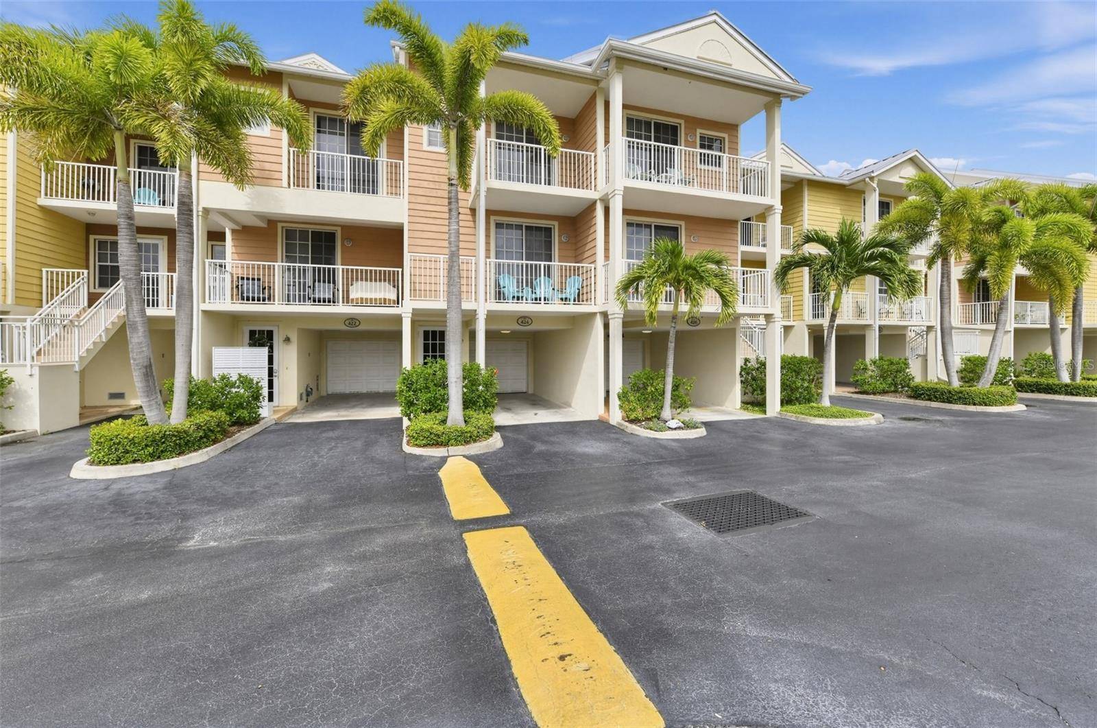 424 BAHIA BEACH BLVD, Ruskin, FL 33570