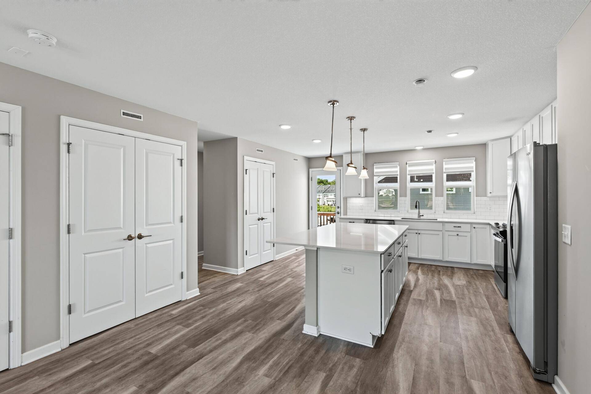 2531 Paddock Path, Shakopee, MN 55379