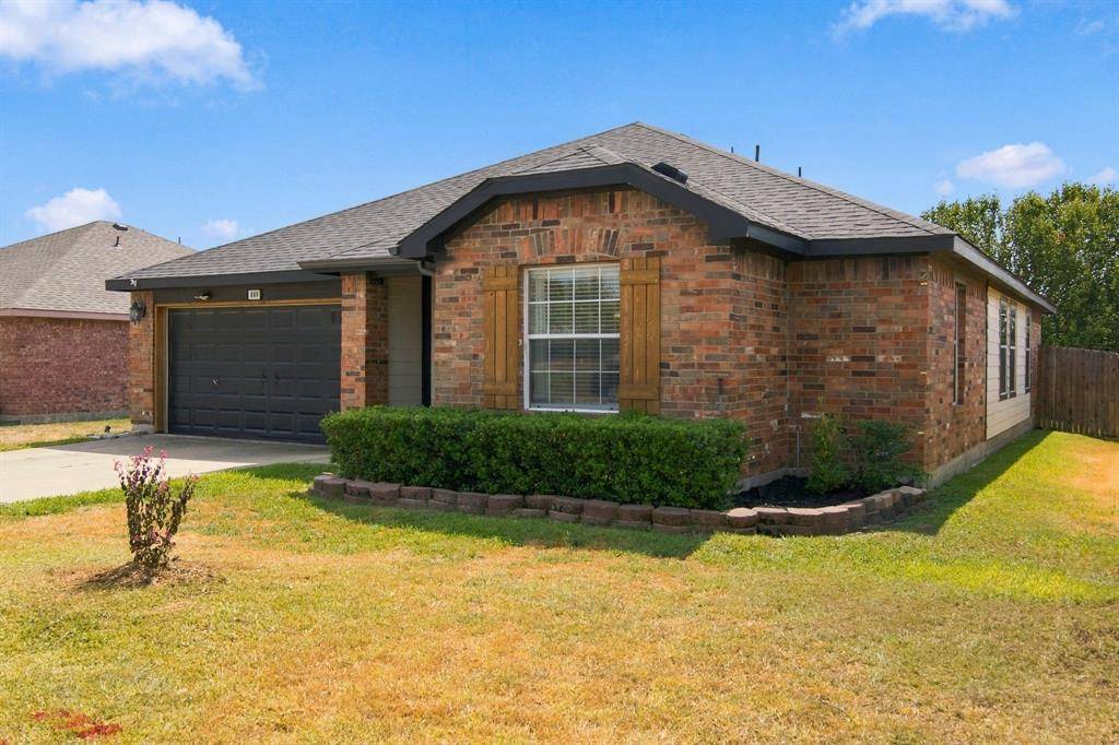 849 Canyon Cove Drive, Burleson, TX 76028