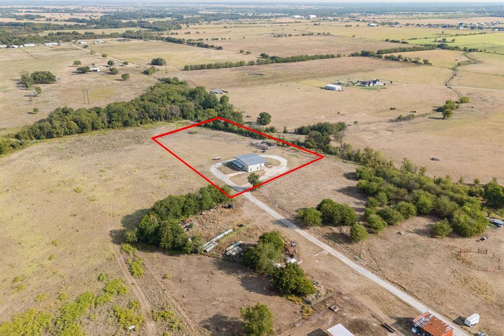685 County Road 1102, Rio Vista, TX 76093