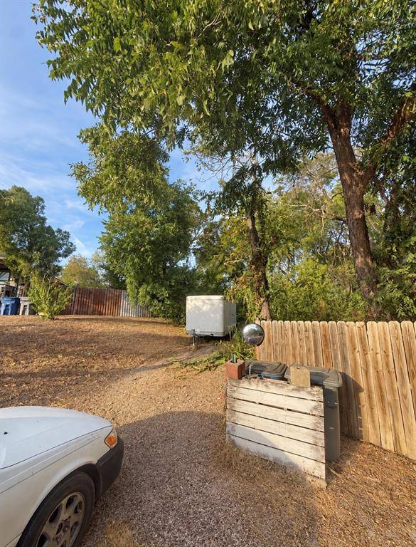 6840 Timothy Drive, Dallas, TX 75227