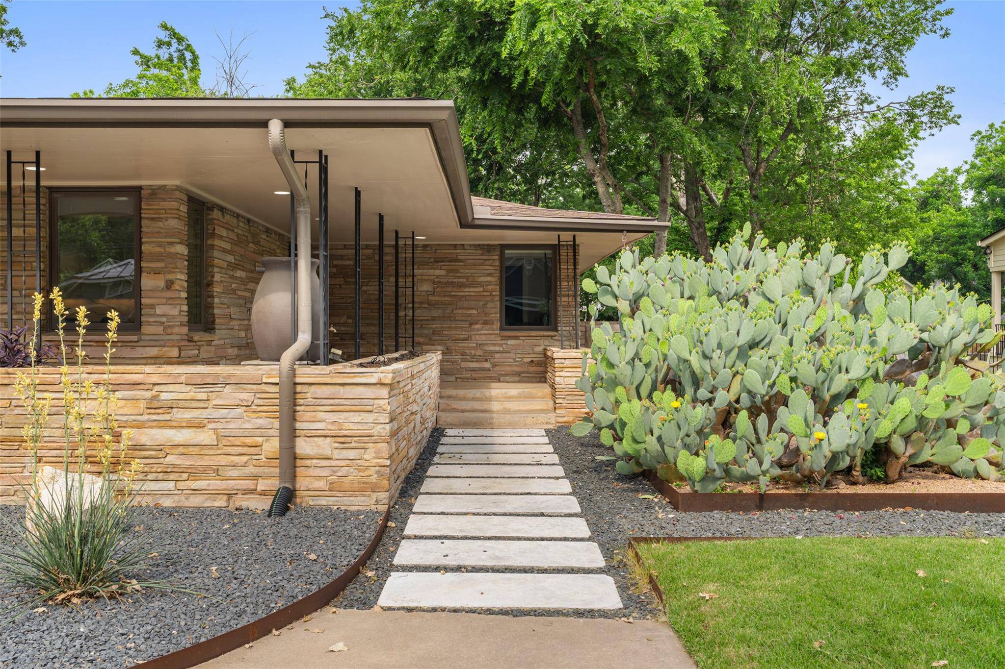 1254 S Church ST, Georgetown, TX 78626