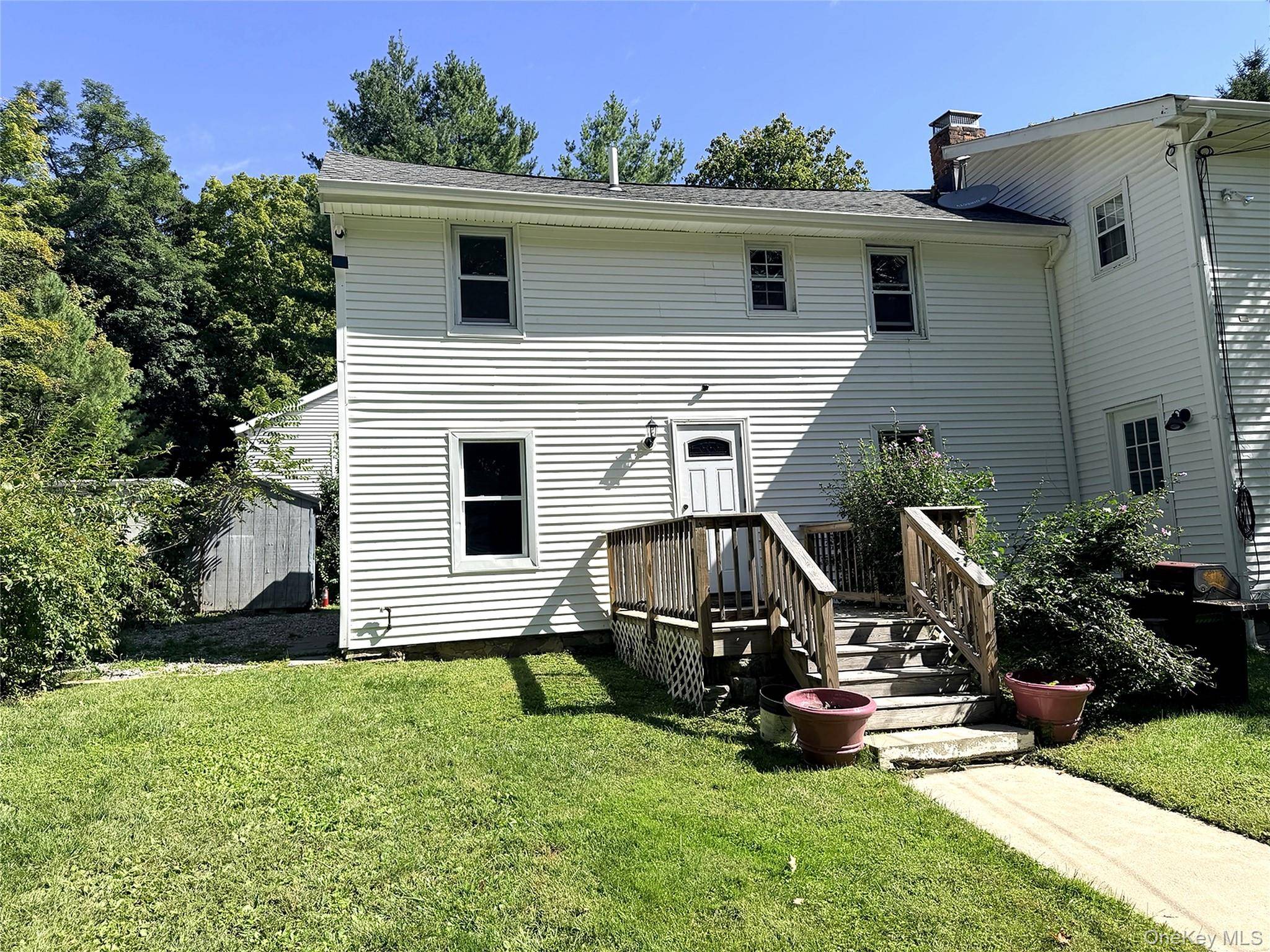 27 Gatto DR, Mount Kisco, NY 10549