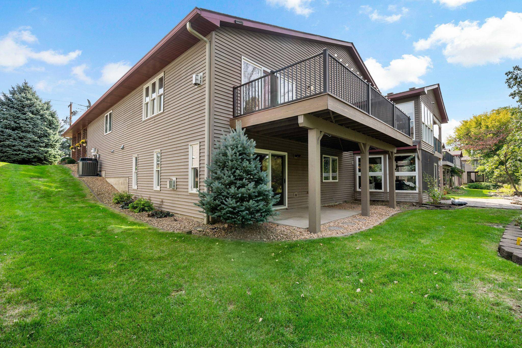 7161 Cahill AVE, Inver Grove Heights, MN 55076